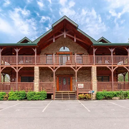 Pine Tree Lodge-3