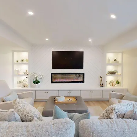 903 Inverness Village-3