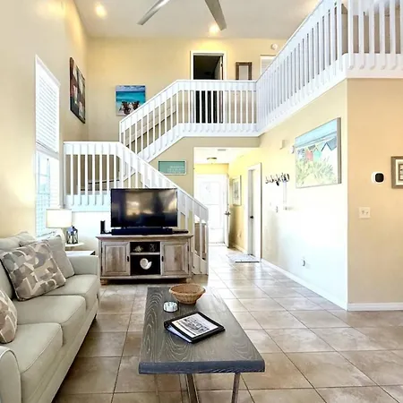 Sea Colony | Avalon Terrace-3