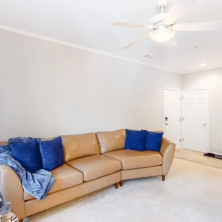 Creekwood --- 100 Cascade Ln, #109-2
