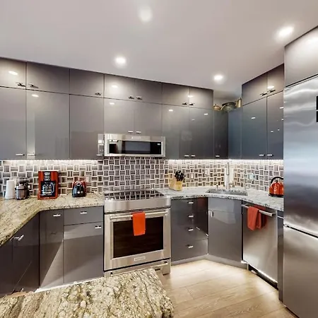 Mariners Court - 4 Laurel St Unit 219-2