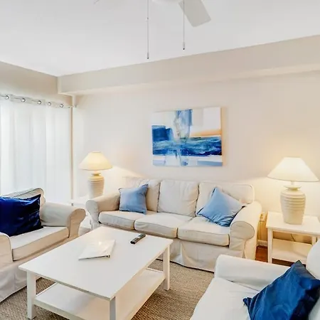 Scarborough Village - 245 Country Club Dr, Unit #608-3