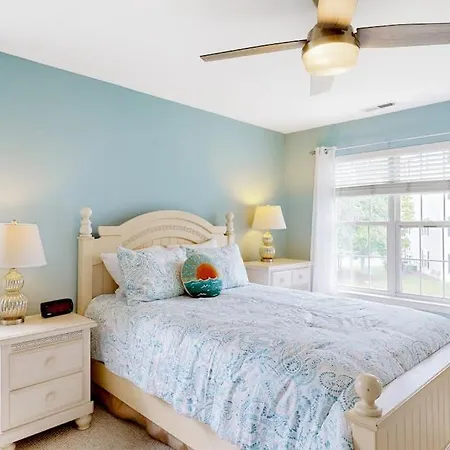 Sanibel Village --- 3500 Sanibel Cir, Unit #3507-2