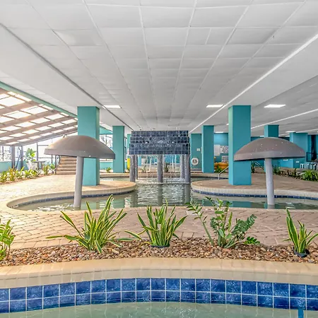 Oceanview 1 Bedroom Suite Landmark Resort 548 Perfect For A Couple Or Party Of 4-3