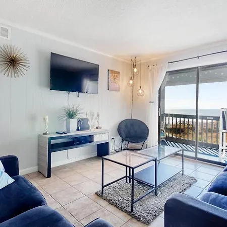 Cherry Grove Retreat & Sea Cabin-3