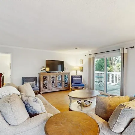 Queens Grant 653-3