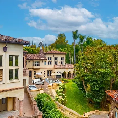 Carolwood Estate-2