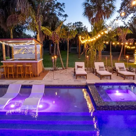 Sleeps 40! 13Br•Heated Pool•Waterfront Resort•Spa-3
