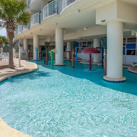 1 Bedroom Oceanview Penthouse At Sandy Beach! 1905-2