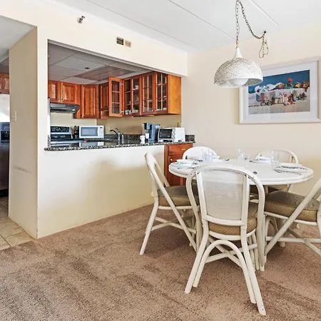 Ocean View 2-Bedroom Condo At Excalibur Perfect Coastal Getaway-3