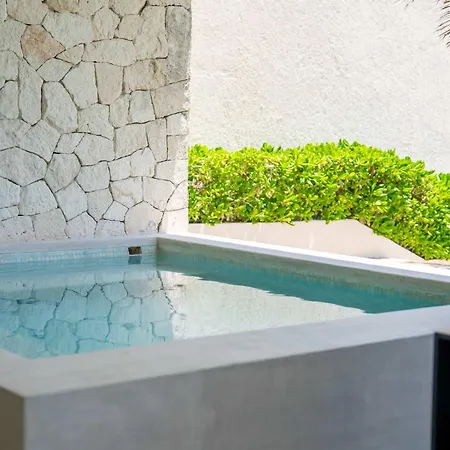 Villa Nizuc - Exclusive Beachfront Residence-3