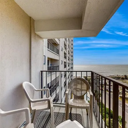 Renaissance Tower 816C-2