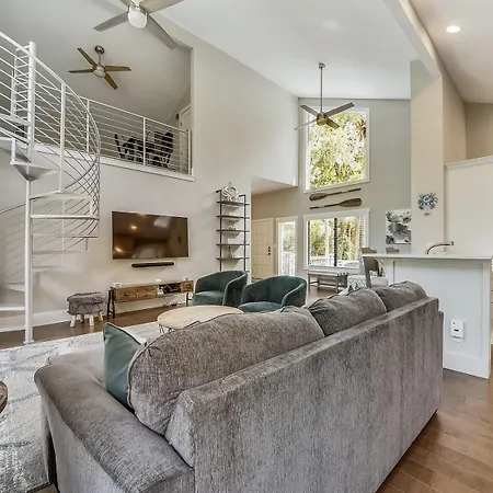 16 Troon Drive-3