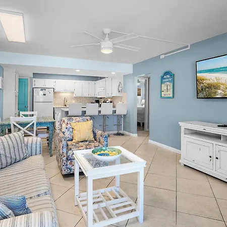 Aqua Villa 302-2