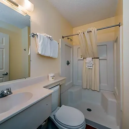 Suburban Extended Stay Hotel Clearwater-3