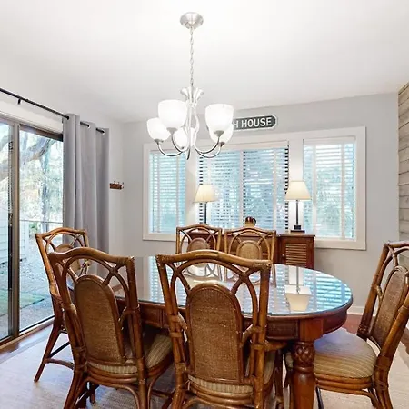 Racquet Club Villas 2327-2