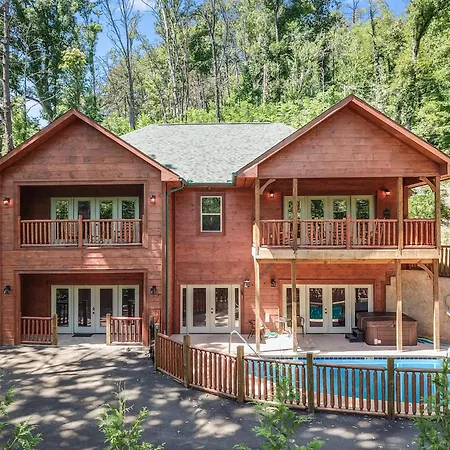 Smoky Mountain Splash-3