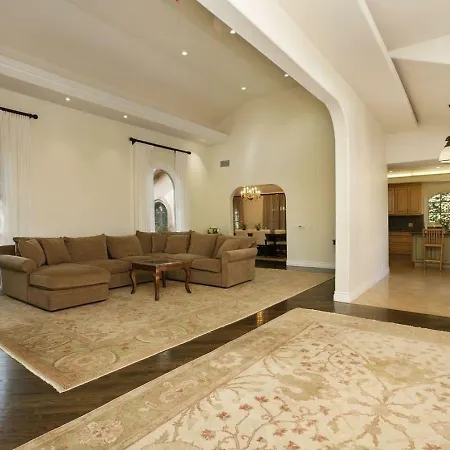 Villa Teresita - Beautifully Gated Mediterranean Estate-2