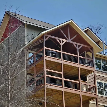Above It All Cabin With Luxury Amenities And Game Room-3