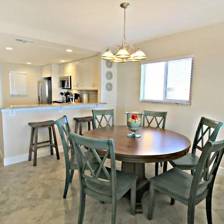 St Augustine Beach & Tennis Club 409-3