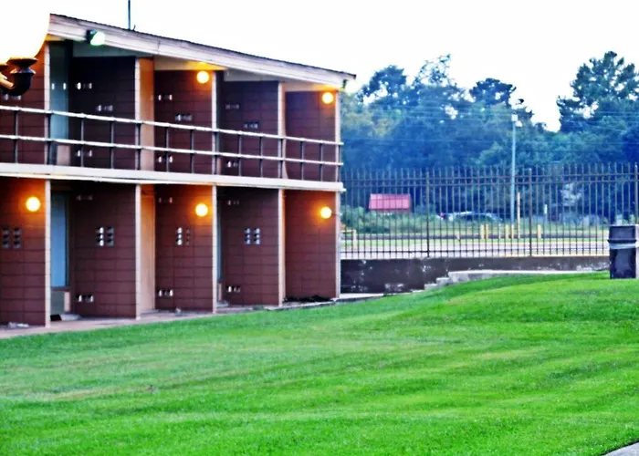 Crown Efficiency Extended Stay Baton Rouge