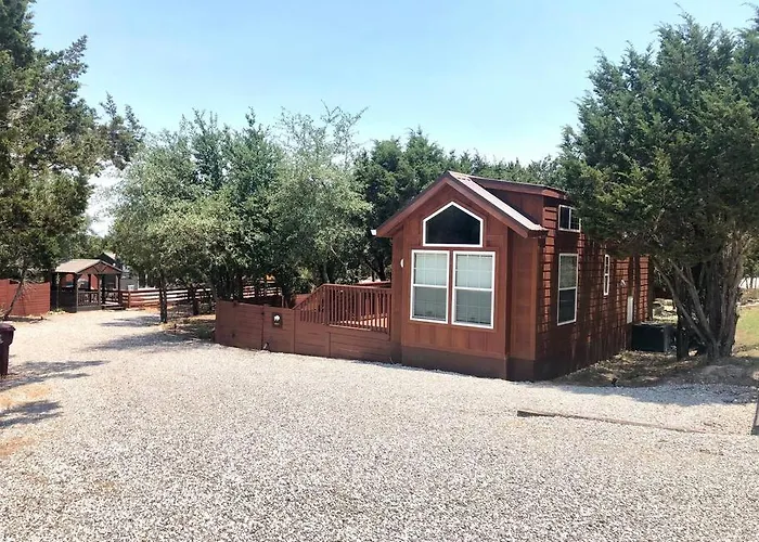 The Bison Cabin - The Cabins At Rim Rock Austin