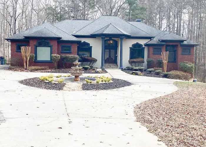 Chateau Willine Mansion Sleeps 10 Atlanta