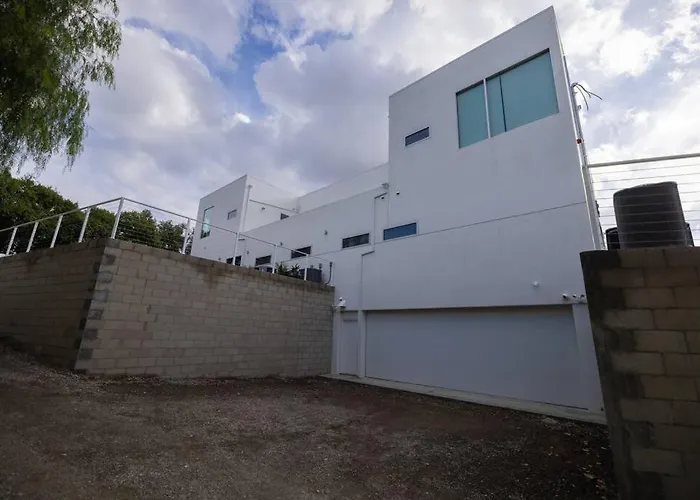 Beautiful Brand New Mansion Estate Villa Los Angeles