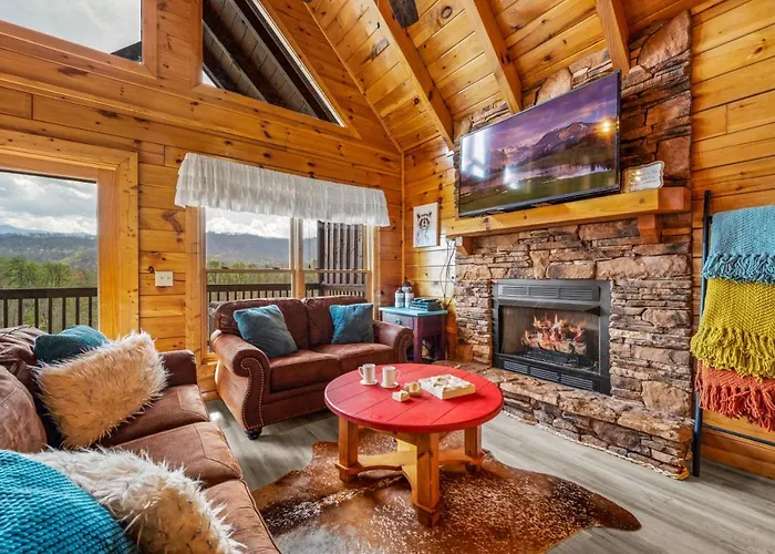 Million Dollar View - Games, Hot Tub & Movie Theater! Villa Pigeon Forge