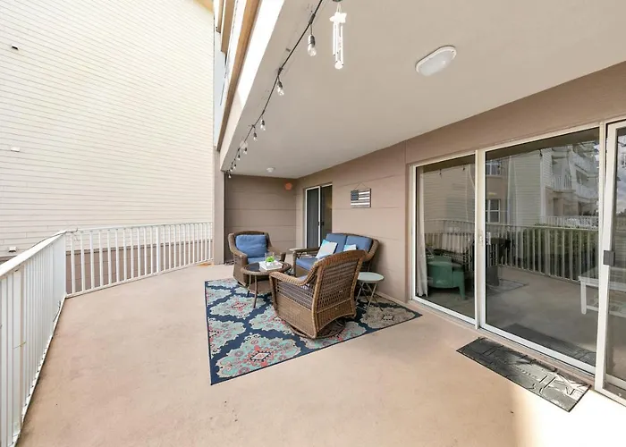 Amalfi Coast 113B - Steps From The Beach 2Bd 2Ba Destin