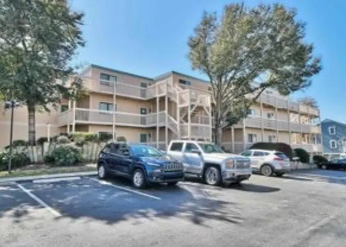 Shore Drive, Myrtle Beach 2 Bd/2Ba Condo