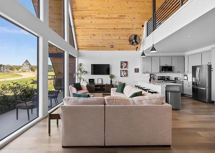 Gruene Lake Haus-Modern A-Frame With Fire Pit, Bbq, Close To Rivers New Braunfels
