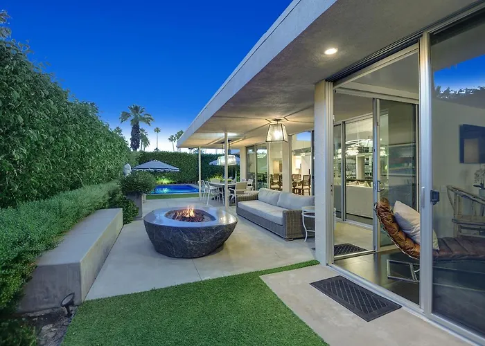 Canyon Palms Estate- Ultra-Luxe, Pool, Spa, Firepit, Outdoor Kitchen & More Palm Springs