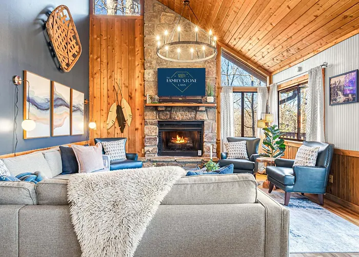 The Family Stone Luxe Cabin Sleeps 12 Hot Tub Dogfriendly Dollywood Pigeon Forge