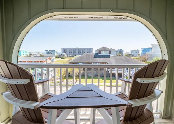 Condo In The Heart Of Downtown Carolina Beach