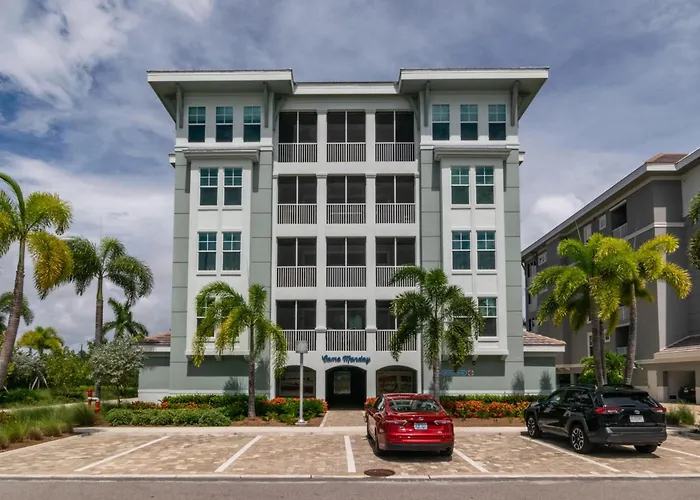 One Particular Harbour Sound View 379-401 Villa Bradenton