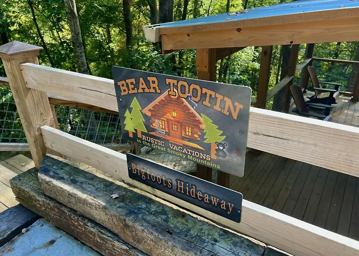 Bigfoots Hideaway Villa Gatlinburg
