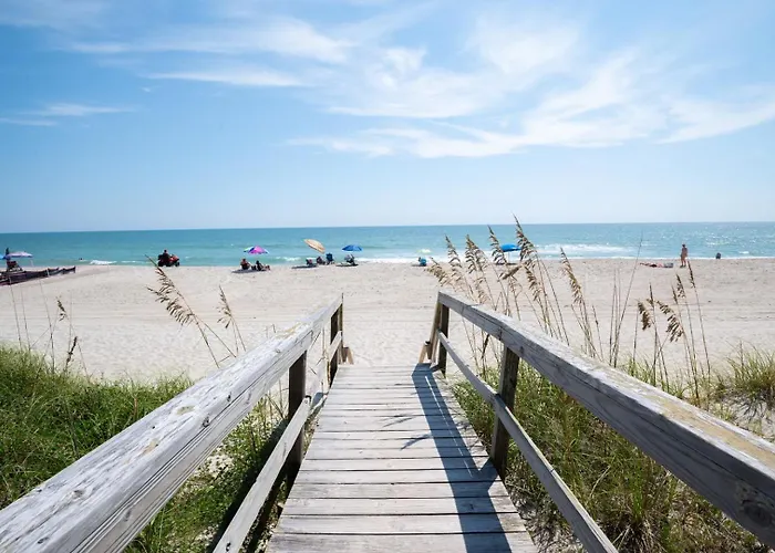 Oceanfront Condo With Pool - Salty Hammocks A6 Carolina Beach