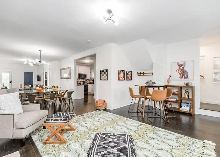 Spacious 5Br/5.5Ba Near Plaza & Museum Kansas City