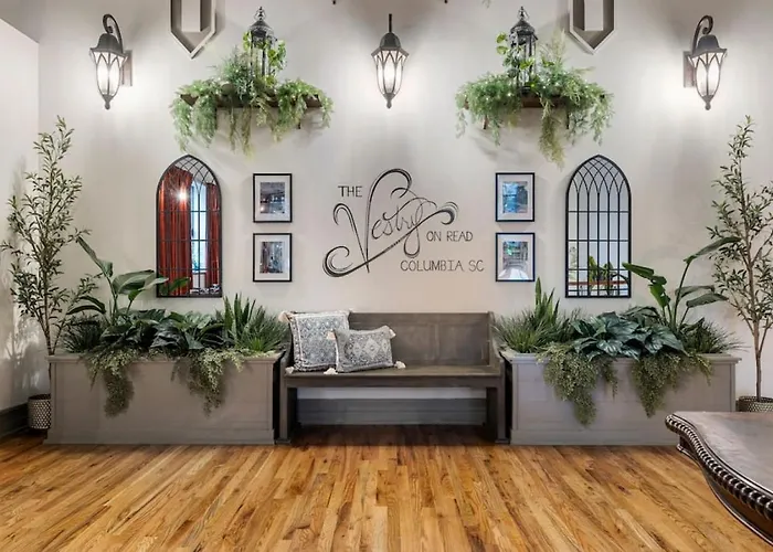 The Vestry On Read - Entire Villa Columbia