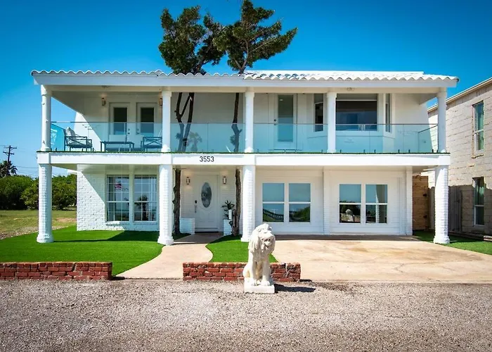 Ocean Drive Splendor Awaits Villa Corpus Christi