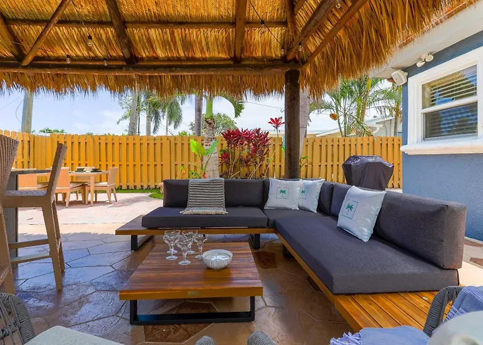 Tiki Hut Villa Boynton Beach