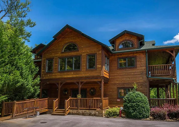 Bearskin Lodge Gatlinburg