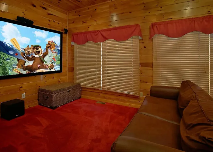 A Mountain View Theater Lodge Holiday Home Pigeon Forge