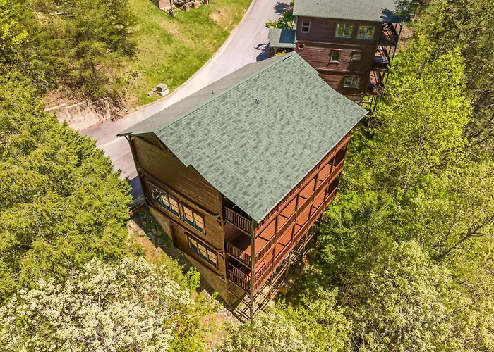 Lookout Lodge Gatlinburg