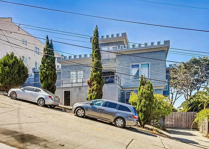 2Br Castle On The Hill Wviews Villa San Francisco