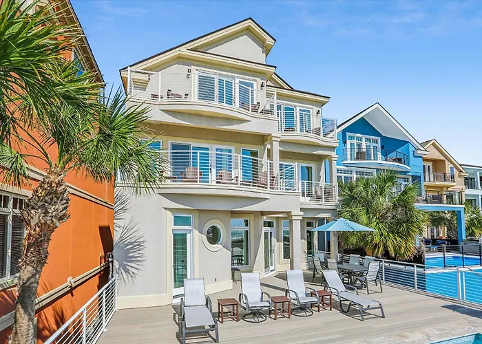 9 Singleton Beach Place- Renovated, Oceanfront, Pool, Elevator, Free Activities Included Hilton Head Island