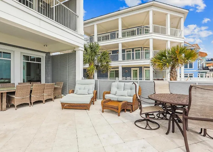 6 Terra Bella Trace- Oceanfront, Elevator, Private Pool, Roof Top, Free Activities Included Hilton Head Island