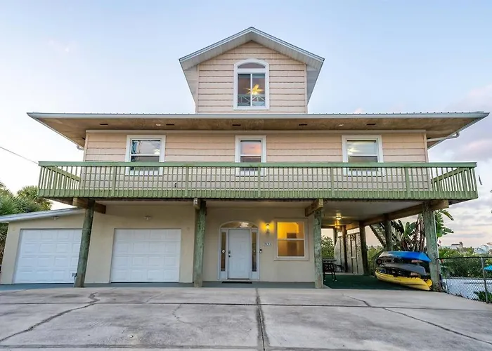 Dolphin Cove Waterfront Home With Dock St. Augustine