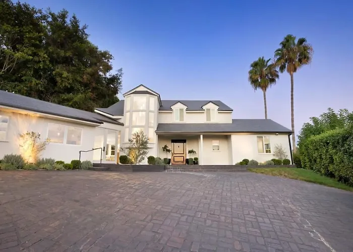 Balmain Manor By Stay Awhile Villas Los Angeles